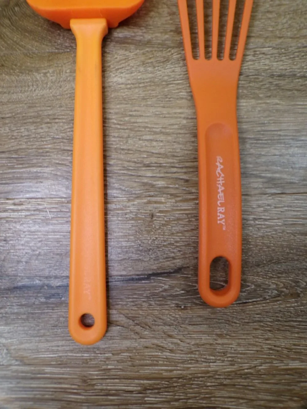 RACHAEL RAY Lot of 2 Orange/Tangerine Spatulas - Large Silicone Head & Slotted